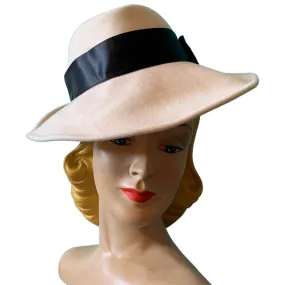 Creamy Felted Wool Fedora Style Hat circa 1980s