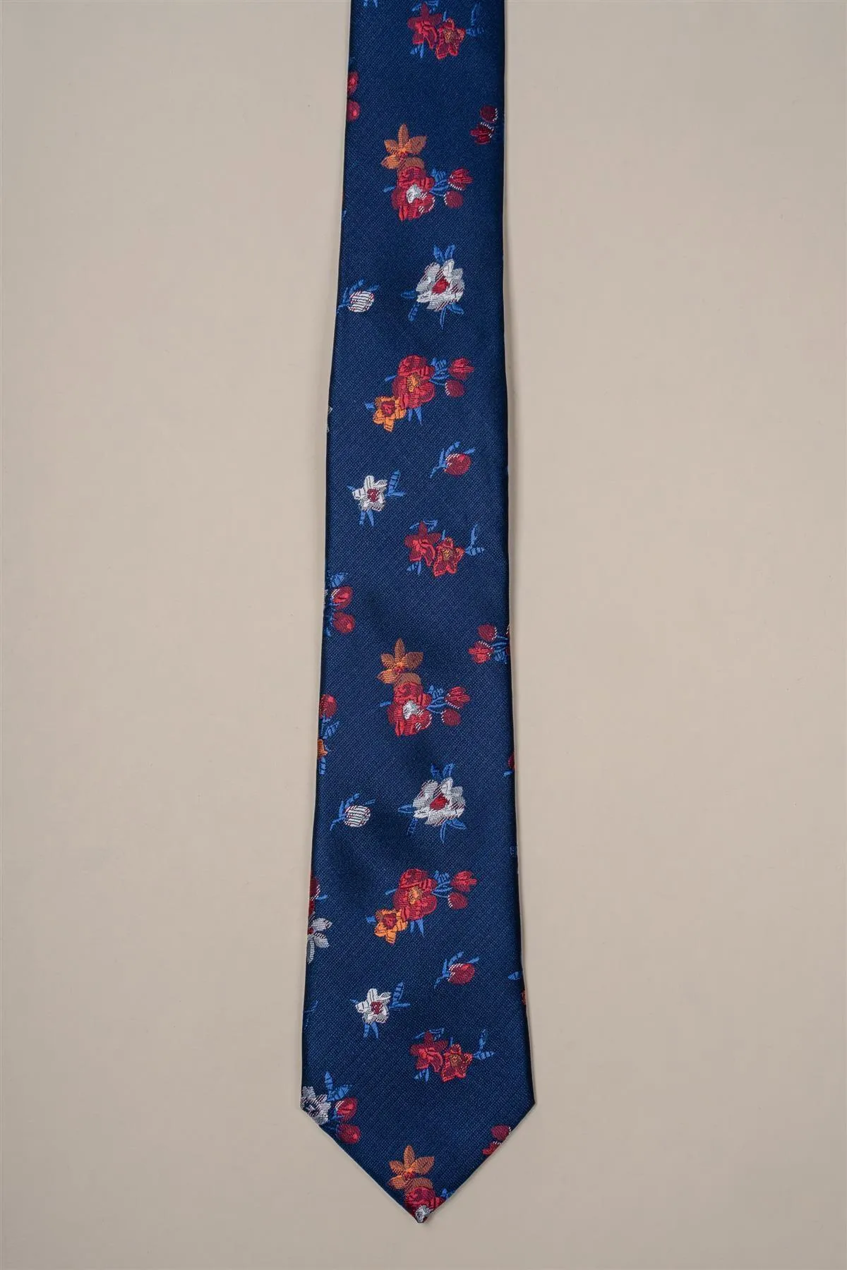 CV809 Tie