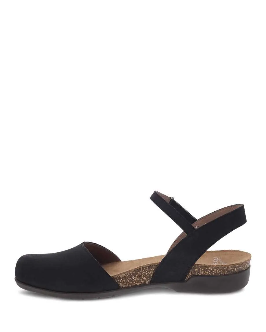 Dansko Womens Rowan Closed Toe Flat Sandal- Black Nubuck