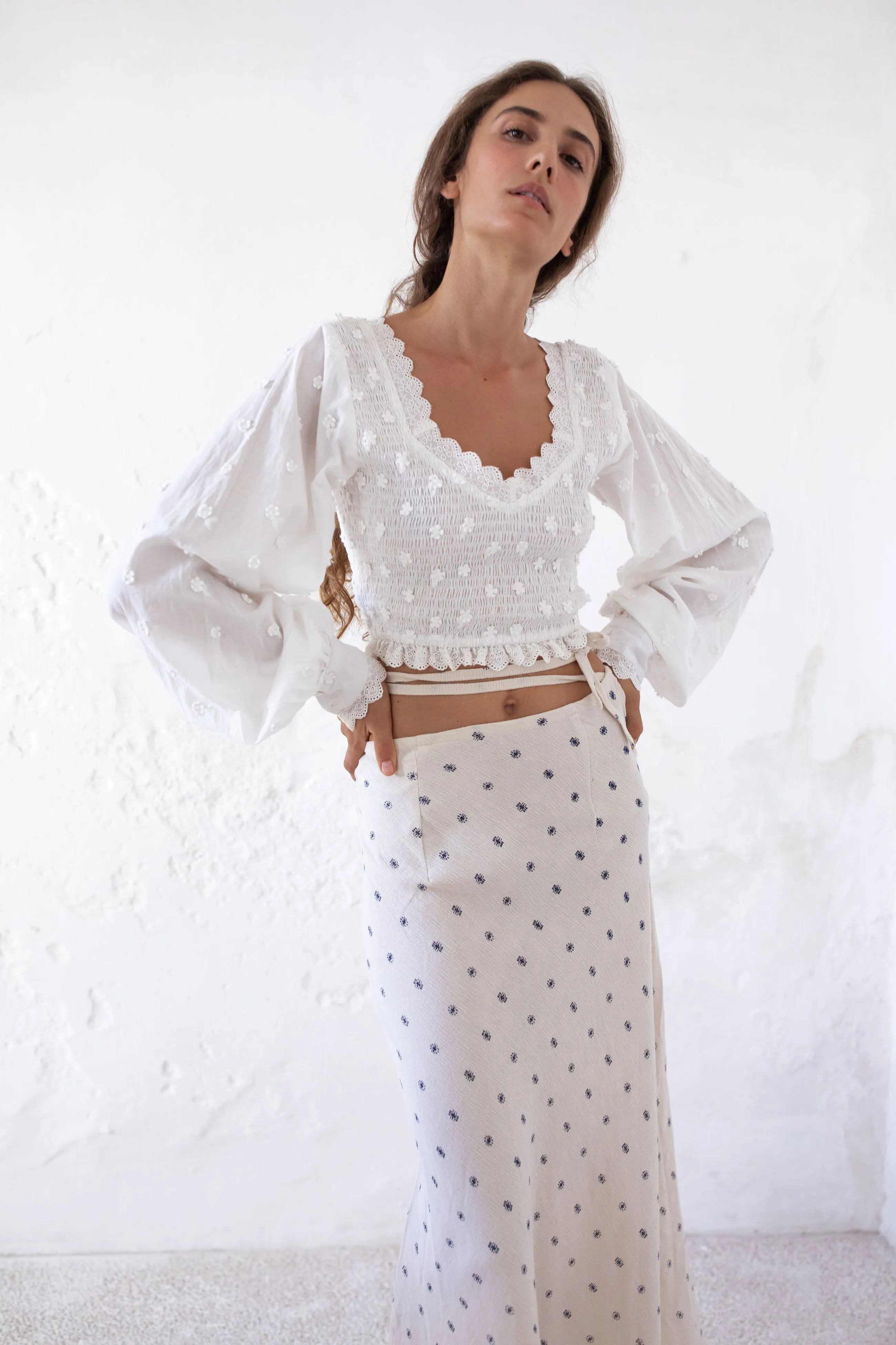 LINA BLOUSE | WHITE EMBROIDERED FLORAL