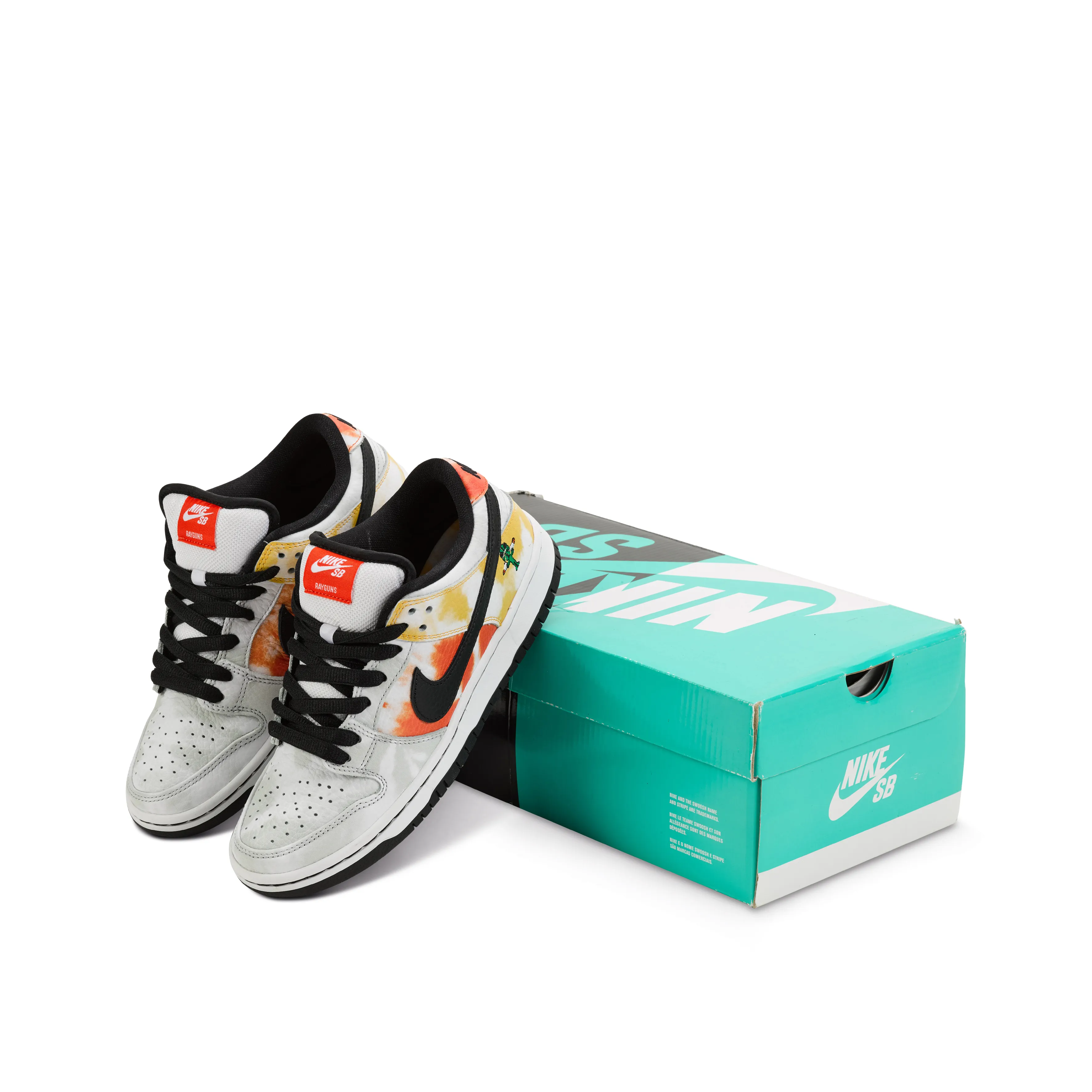 Nike Nike SB Dunk Low Tie-Dye Raygun White | Size 6.5