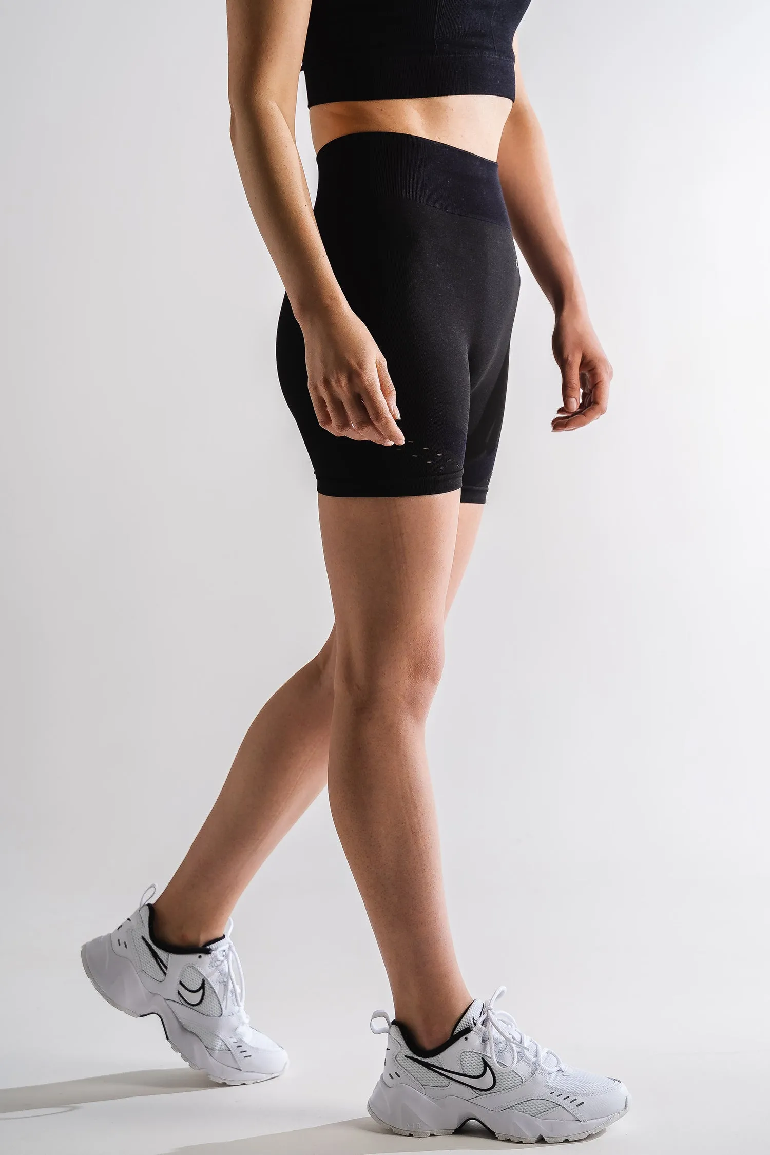 Sparta Laconic Seamless Shorts - Black