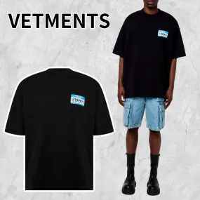 VETEMENTS  |Street Style Cotton Short Sleeves Logo T-Shirts