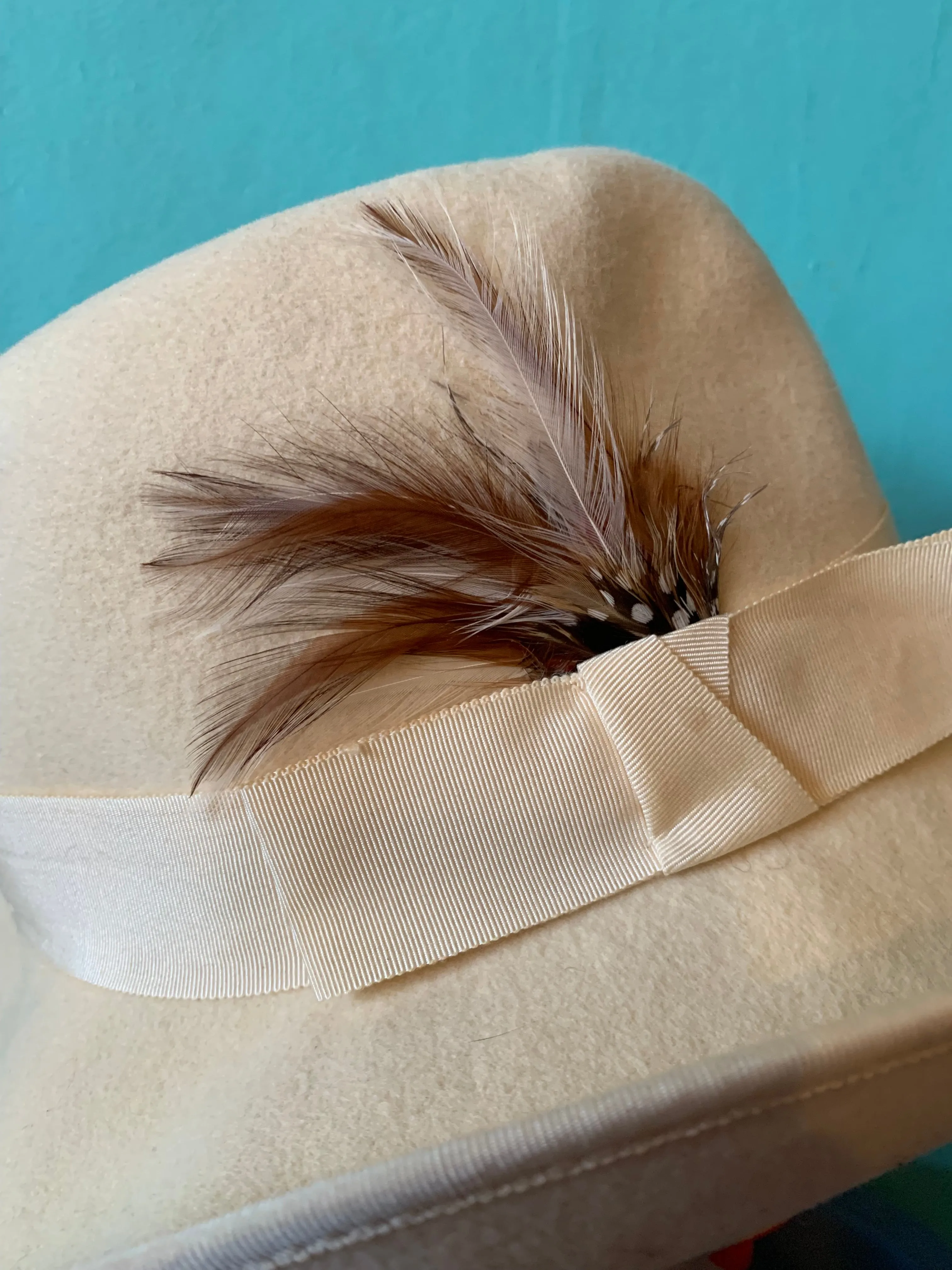 Warm Ivory Felted Wool Fedora Style Hat with Feather circa 1980s